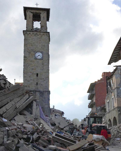 ...và sau động đất