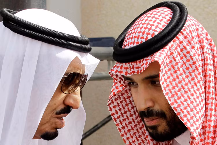 Vi sao hang chuc “ong hoang, ba chua” tron khoi A-rap Xe-ut?