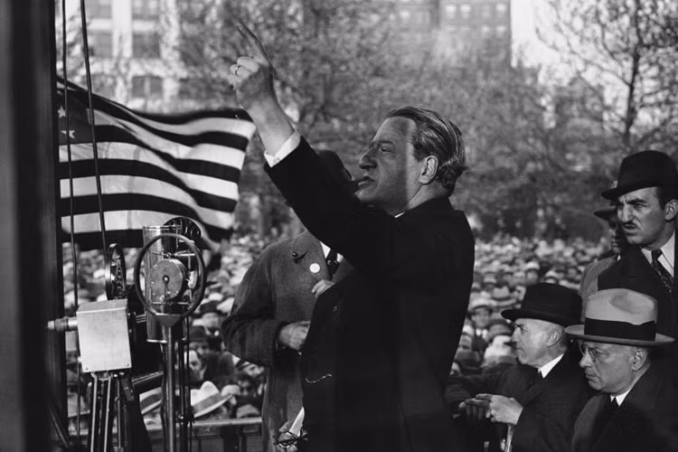 Sau khi bị trì hoãn hàng tháng trời, cuối cùng tài liệu do doanh nhân Schulte đã được chuyển đến cho ông Rabbi Stephen Wise, người sáng lập Hội nghị Do Thái thế giới. Sự trì hoãn này là do các quan chức ngoại giao Mỹ cho rằng tài liệu này là "không đáng tin cậy" và không chịu chuyển lên cấp trên.