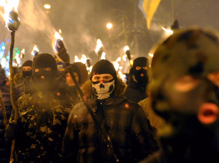 Chien binh Right Sector 