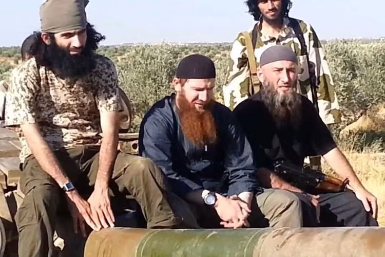 Nga triet duong khung bo “chuyen lua ve que...dot nha”