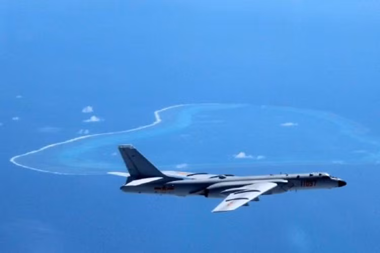 Bien Dong: Trung Quoc hung hang khi bi don vao chan tuong