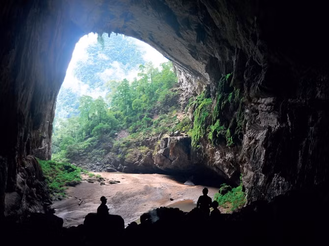 Được UNESCO công nhận là Di sản thiên nhiên thế giới theo tiêu chí địa chất, địa mạo năm 2003 và được UNESCO công nhận lần 2 là Di sản thiên nhiên thế giới với tiêu chí đa dạng sinh học, sinh thái vào ngày 3 tháng 7 năm 2015.