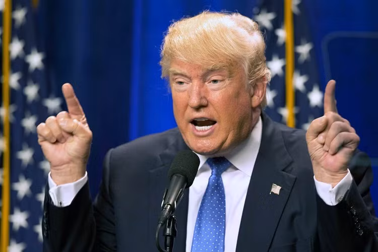 Ung vien Donald Trump gay go voi quan doi My