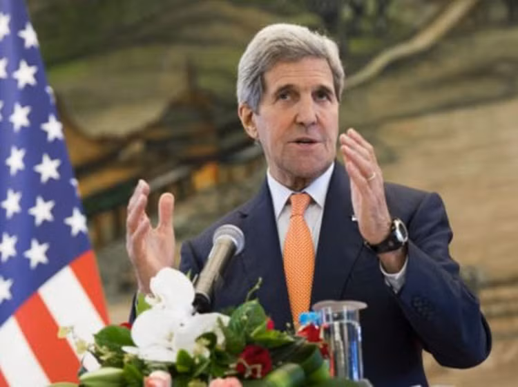 Trung-My van mau thuan ve van de Bien Dong