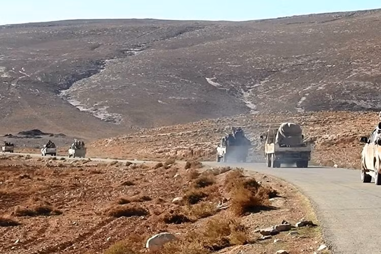 Tin nong: Quan doi Syria rut khoi thanh pho co Palmyra