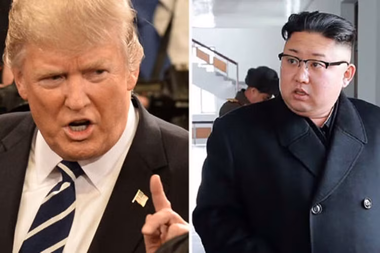 Ong Trump “nhu ga mac toc