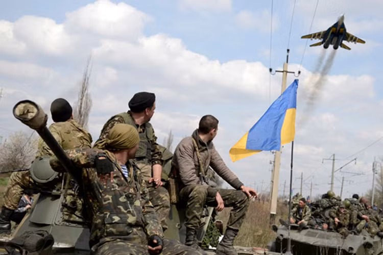 Vi sao tinh hinh dong nam Ukraine leo thang vao luc nay?