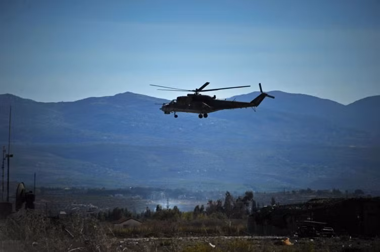 Trực thăng Mi-24 bảo vệ căn cứ không quân "Hmeymim" ở Syria.
