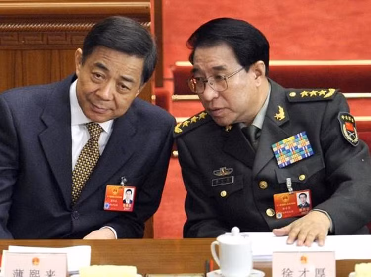 MC Feng Lin doi “than xac” lay chuc thanh vien CPPCC-Hinh-2