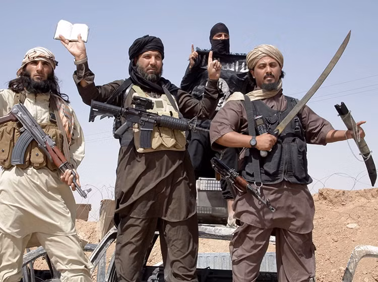 Co tranh khoi cuoc chien dam mau IS-Taliban o Afghanistan?-Hinh-2