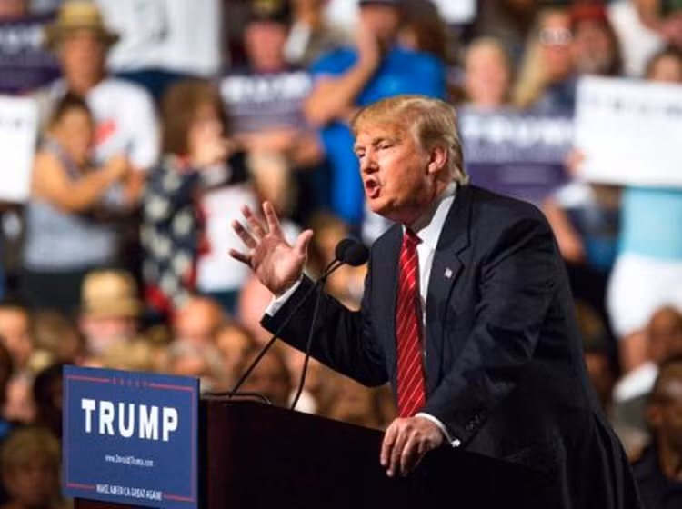 Donald Trump “pha hoai tuong lai cua Dang Cong hoa”