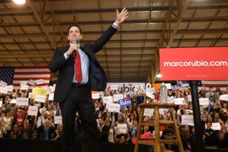 So phan cac ung vien tong thong sau ngay “Sieu Thu Ba”-Hinh-6