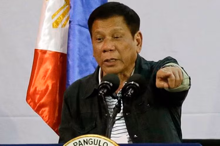 Sai lam lon cua Tong thong Duterte trong cuoc chien chong ma tuy