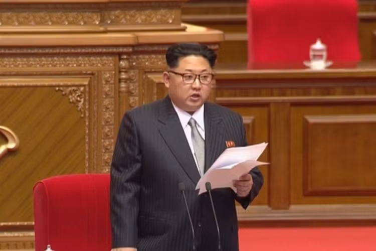 Nha lanh dao tre Kim Jong-un: Thong minh va dang so?