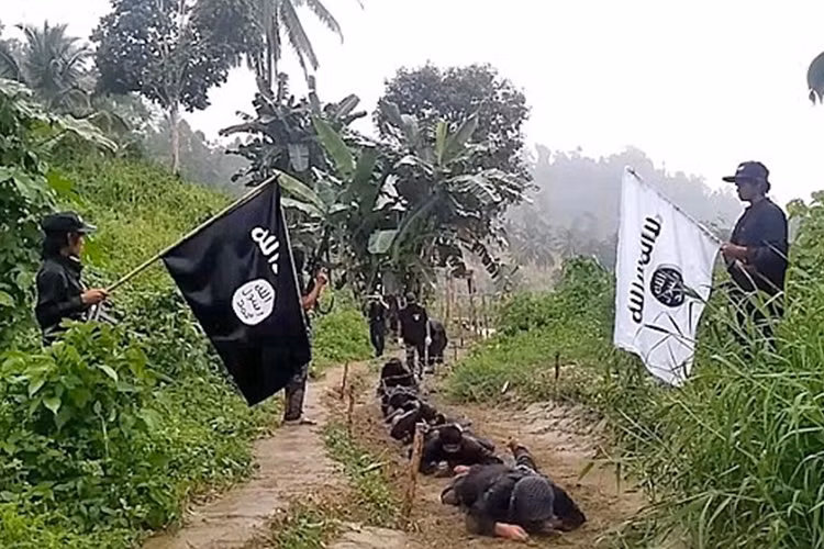 IS lien ket chat che voi phien quan Hoi giao o Philippines