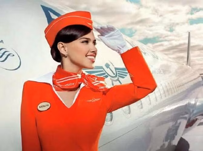 Ve dep kieu sa cua tiep vien hang hang khong Nga