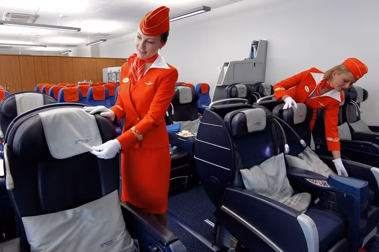 Ngam dan nu tiep vien lam nen thuong hieu Aeroflot-Hinh-4
