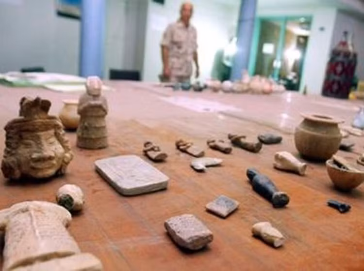 Phien quan IS giau to nho ban “do co nhuom mau”-Hinh-3