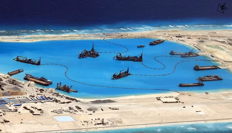 Trung Quoc banh truong o Bien Dong, bat chap tat ca-Hinh-2