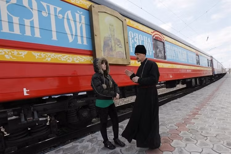 Ufa, Nga: Ngày 4 tháng 6 năm 1989, rò rỉ khí propane đã gây ra một vụ nổ lớn khi hai đoàn tàu chở khoảng 1.200 hành khách đi ngang nhau. Cả hai đoàn tàu đều bị phát nổ và hơn 600 thương vong.