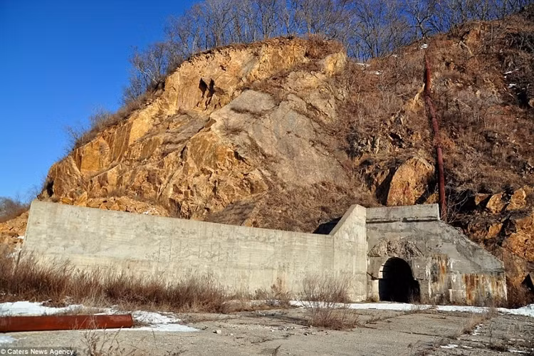 Ham tru an tau ngam hat nhan Lien Xo dong bang sau 3 thap ky-Hinh-6