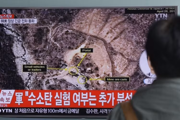 Anh tu lieu ve truyen thong “tien quan” cua Trieu Tien-Hinh-11