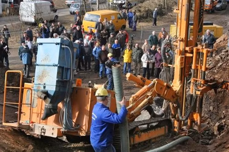 Huyen thoai ve kho bau cua Duc Quoc xa-Hinh-4
