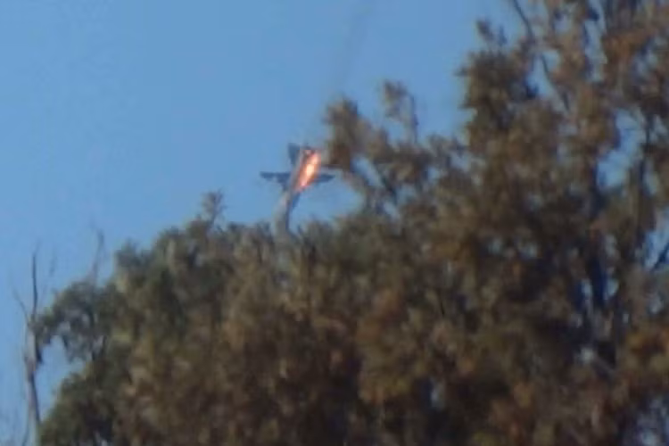 Cuu nghi si Duc: May bay NATO giup ban ha Su-24 Nga