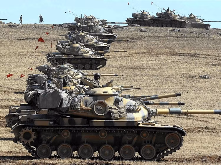 Tho Nhi Ky loi dung chong IS de danh… nguoi Kurd