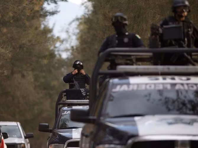 Sau cuộc đột kích Rancho del Sol, cảnh sát liên bang tăng cường tuần tra ở miền tây Mexico.