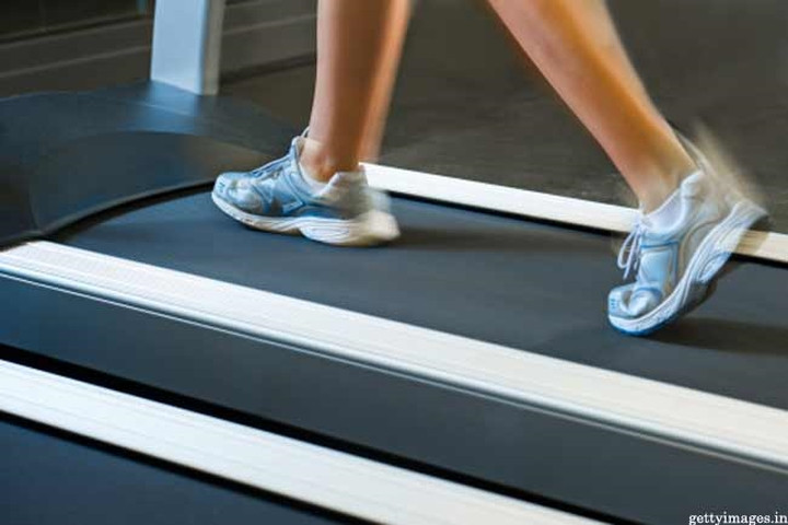 Giảm cân chỉ bằng tập luyện: Tập luyện thể chất thường xuyên có thể giúp bạn giảm cân, nhưng chỉ có tác dụng khi bạn tập luyện kết hợp với cắt giảm lượng calo trong chế độ ăn uống. Nhiều người tập luyện hăng say nhưng sau đó lại tiêu thụ lượng calo tương đương lượng họ đã đốt cháy.