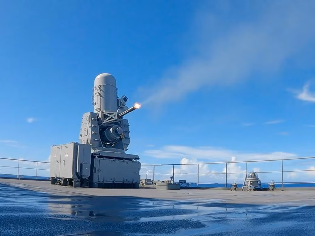 Pháo cao tốc 20mm Phalanx của Mỹ nhanh tới mức nào? - Hình 7 Phao cao toc 20mm Phalanx cua My nhanh toi muc nao?-Hinh-7