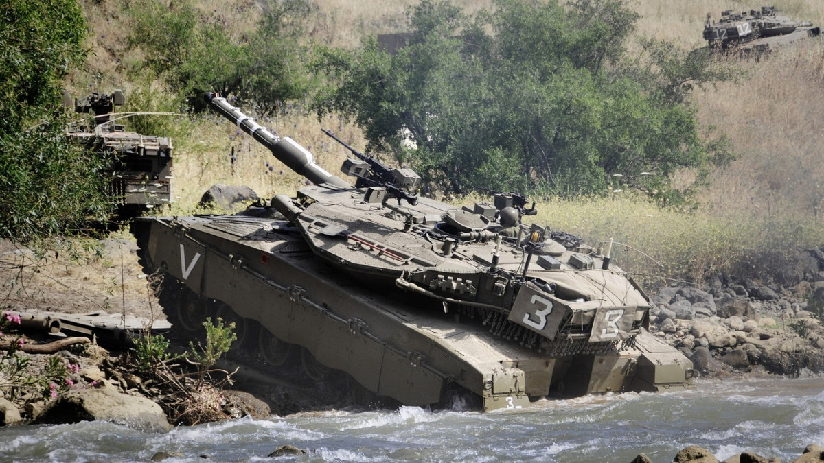 Merkava Mk IV, chiếc xe tăng duy nhất hiện nay có khả năng chở quân từ Israel cần 5 triệu USD để sản xuất.
