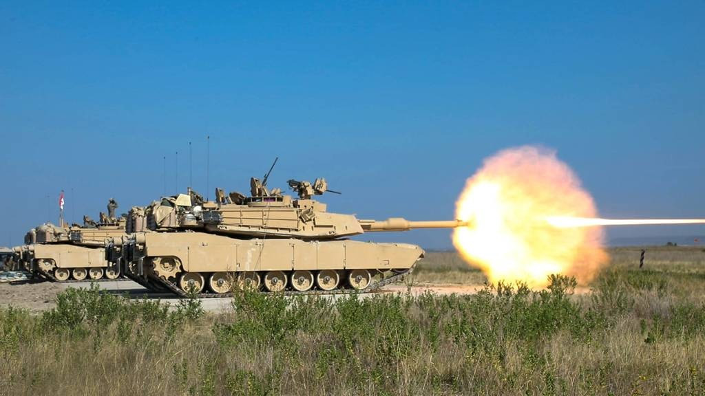Xe tăng M1 Abrams từ cường quốc quân sự Mỹ tiêu tốn 6 triệu USD cho mỗi chiếc.