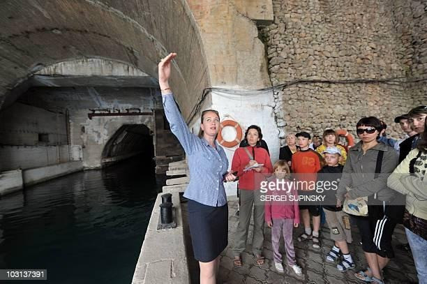 "Từ thực tế trên, cơ sở hạ tầng mới có thể được giải thích là phục vụ dân dụng. Nhưng thời gian và bối cảnh cho thấy rõ ràng rằng đây là một cơ sở hải quân mới", chuyên gia quân sự người Anh phỏng đoán.