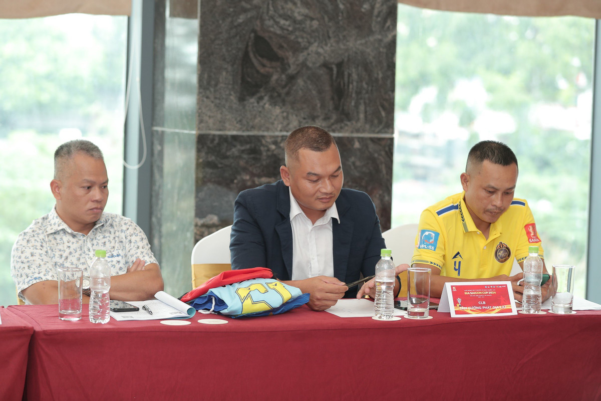 Giai bong da 7 nguoi VDQG 2024 mua thu 3 tai Dak Lak