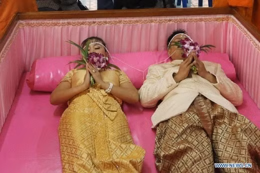 Rung minh trai nghiem nhung kieu chet thu tren the gioi-Hinh-2