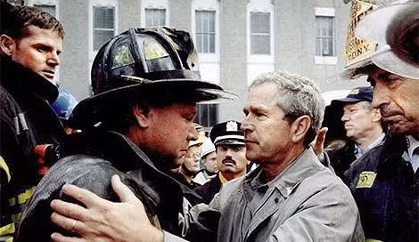 Ngoài 343 lính cứu hỏa thiệt mạng tại chỗ thì còn có 118 người qua đời vì những bệnh liên quan, sau khi làm nhiệm vụ cứu hộ trong sự kiện khủng bố 11/9 đầy thảm khốc này.