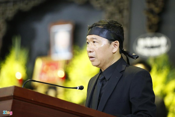 Đại diện gia đình gửi lời cảm ơn đến Đảng, Nhà nước, các tổ chức, cá nhân đã đến viếng và động viên gia đình vượt qua mất mát.