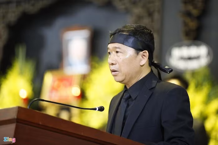 Đại diện gia đình gửi lời cảm ơn đến Đảng, Nhà nước, các tổ chức, cá nhân đã đến viếng và động viên gia đình vượt qua mất mát.