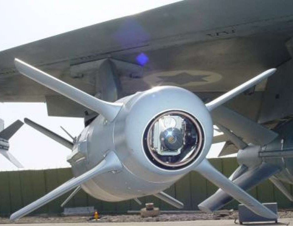 IAF muốn có loại vũ khí có thể tấn công chính xác, sau vụ không kích thành công vào một trại huấn luyện của tổ chức khủng bố Jaish-e-Mohammed ở Balakot, Pakistan hồi tháng 2.