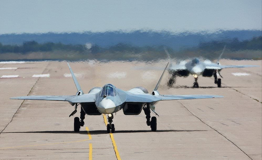 Theo ông Mevlut Cavusoglu, giữa Thổ Nhĩ Kỳ và Nga hiện chưa diễn ra bất cứ một cuộc đàm phán nào về việc đặt mua tiêm kích Su-35 cũng như Su-57.