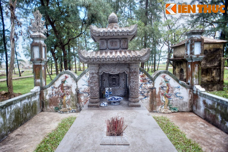 Một số hình ảnh khác về lăng mộ Quận công Võ Tá Sắt.