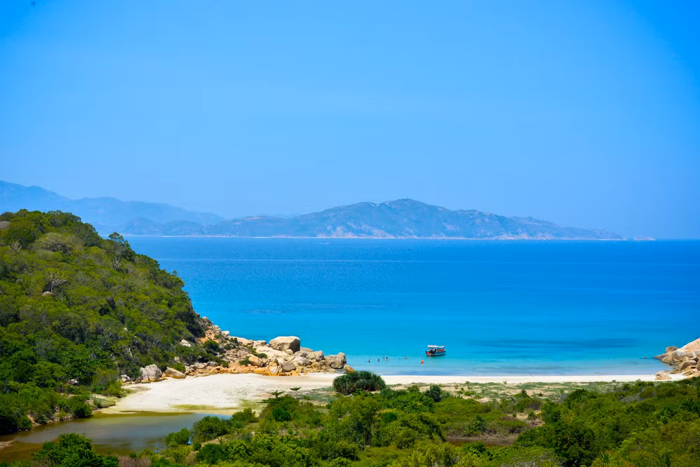 Đặc biệt Robinson sẽ là không gian vô cùng thích hợp cho những chuyến đi “ngắt kết nối để kết nối” khi các bạn trẻ dành quá nhiều thời gian cho những phương tiện cộng nghệ mà bỏ quên những kết nối trong đời thực… 