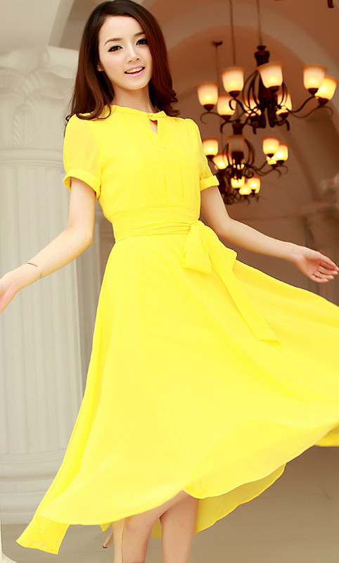  Thái Tuế rất thích được kính trọng, mặc trang phục màu vàng tự nhiên bạn sẽ nhận được sự đồng thuận từ Thái Tuế, như vậy sẽ có lợi cho bạn.