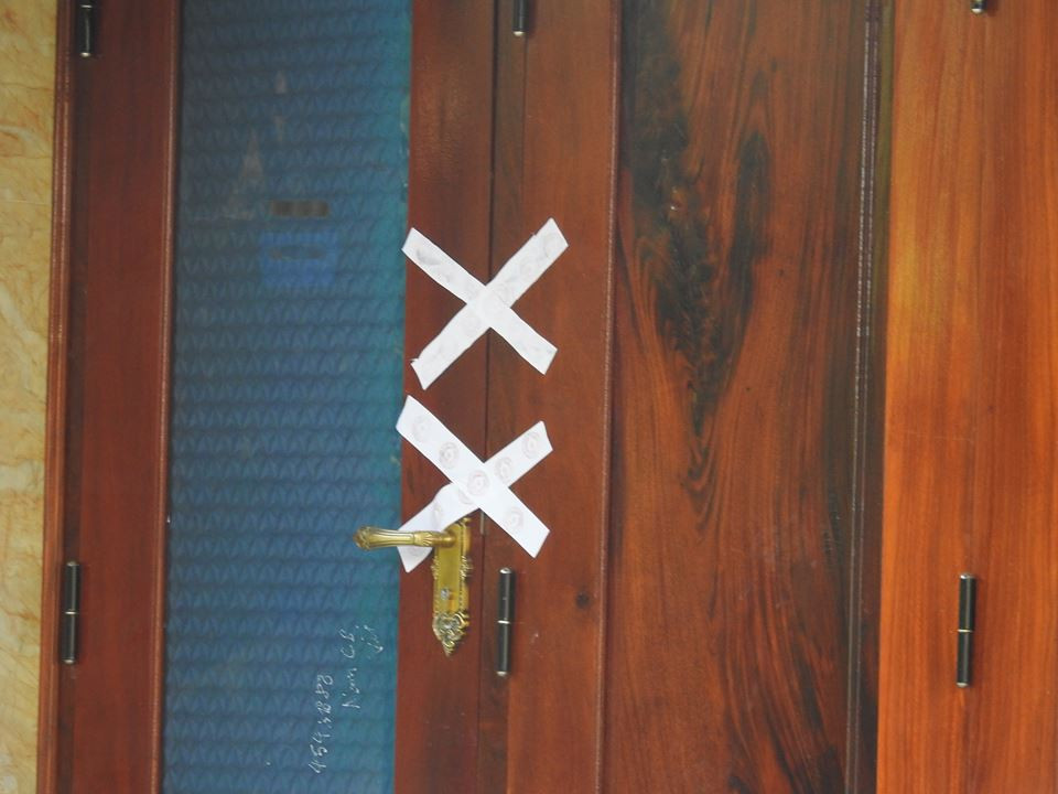 Nghi an bac si giet vo o Cao Bang: Hang xom, dong nghiep deu soc-Hinh-3