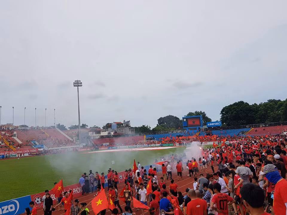 Các cổ động viên đều tin tưởng tuyển Việt Nam sẽ chiến thắng và giành huy chương đồng.