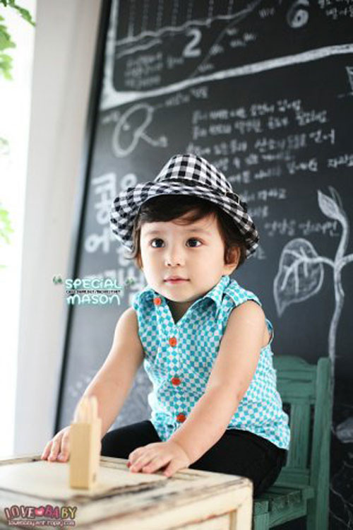 Thời gian đó, Mason đang làm nhiều fan hâm mộ nữ đứng ngồi không yên mỗi khi xuất hiện trên truyền thông.