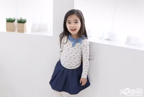 Mái tóc dài nữ tính, cùng làn da trắng sứ, đôi môi luôn ửng đỏ và những nét rất Tây trên khuôn mặt. Aleyna Yilmaz luôn nổi bật khi xuất hiện ở bất cứ đâu.